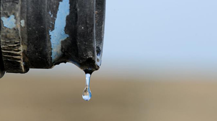 政治领袖们，比起油价波动 我们更需要正视全球水资源危机
