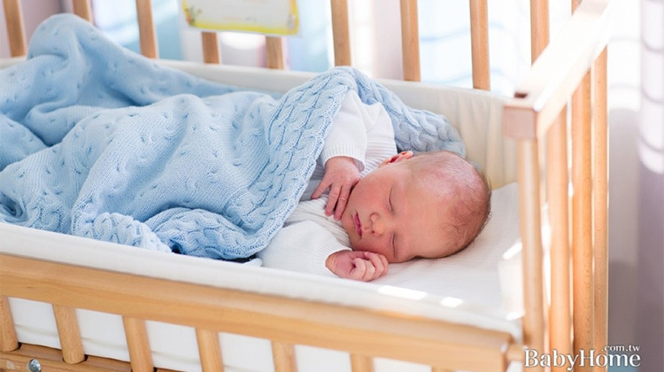 婴儿床成了宝宝的“绝命终结站”？