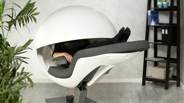 小盹怡情又养身的办公室睡眠椅MetroNaps EnergyPod