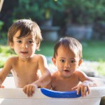 家长可以和孩子一起洗澡到几岁？