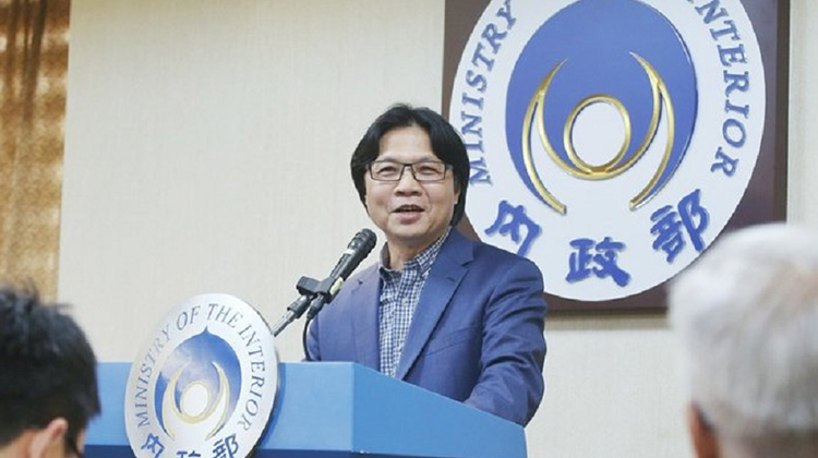 何以不是大家都「與有榮焉」？