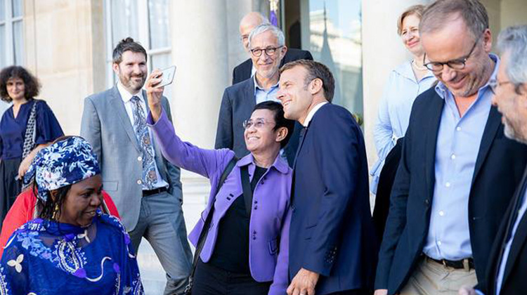 和殘暴狂人杜特蒂纏鬥 30 年，菲律賓最危險的女人：Maria Ressa