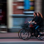 荷兰，付钱让国民骑單車
