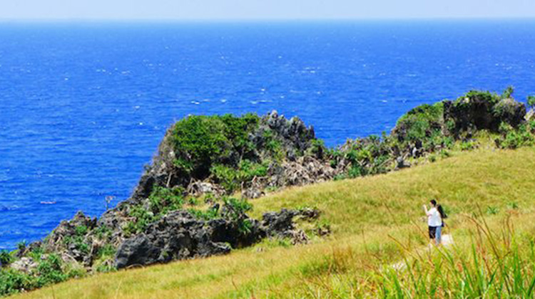 【難忘那澄澈透明的海水】蘭嶼自由行懶人包，交通時刻表、旅遊須知都幫你準備好