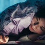 熬夜打電動、追劇、拼命滑手機就是捨不得睡！你也在「報復性熬夜」中深陷無法自拔嗎？