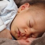 如何让宝宝睡过夜？