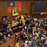 不服從，非法陳抗可以嗎？