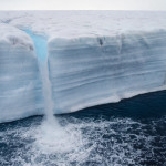 不到30年的时间 地球损失了28兆吨的冰川