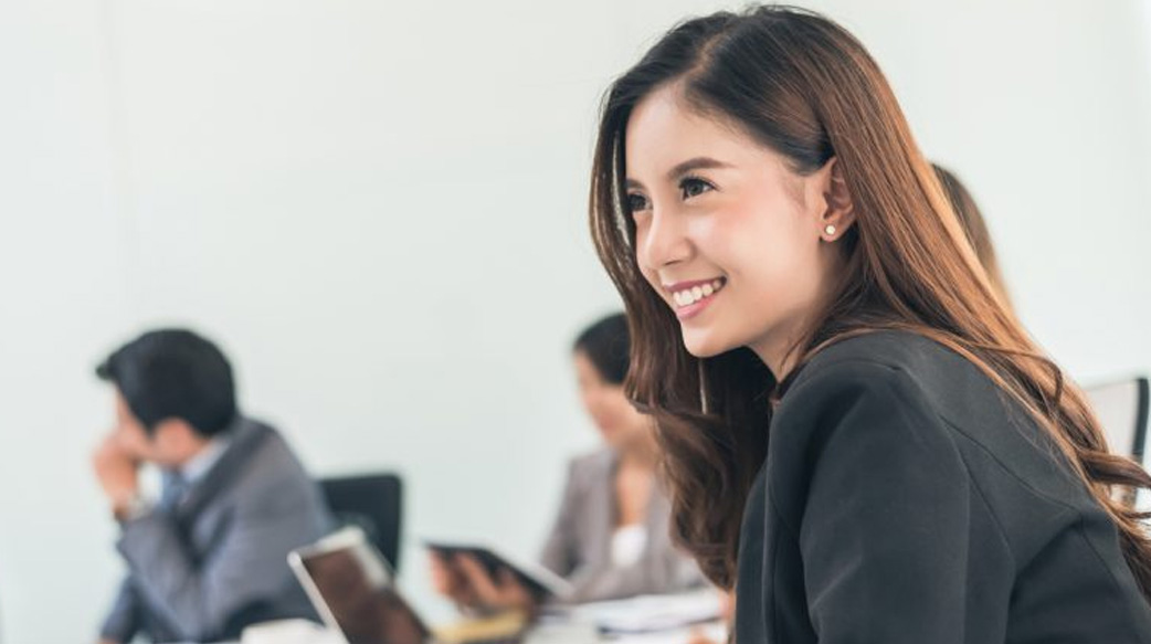 不是嫁對人就好，女人成功的三張牌