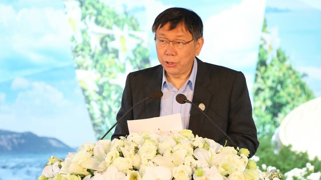 玩不膩假仇恨！