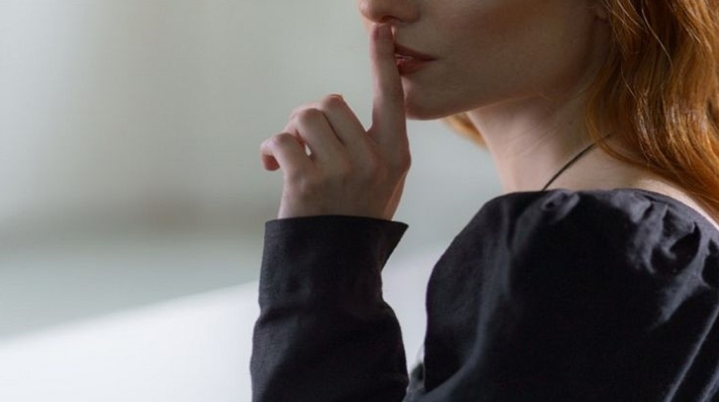 孩子老愛亂說話，讓你好尷尬？家長先了解4件事