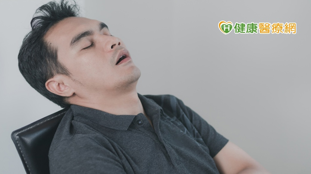 【睡眠日】打呼代表睡得香？　長期沒睡飽要注意！