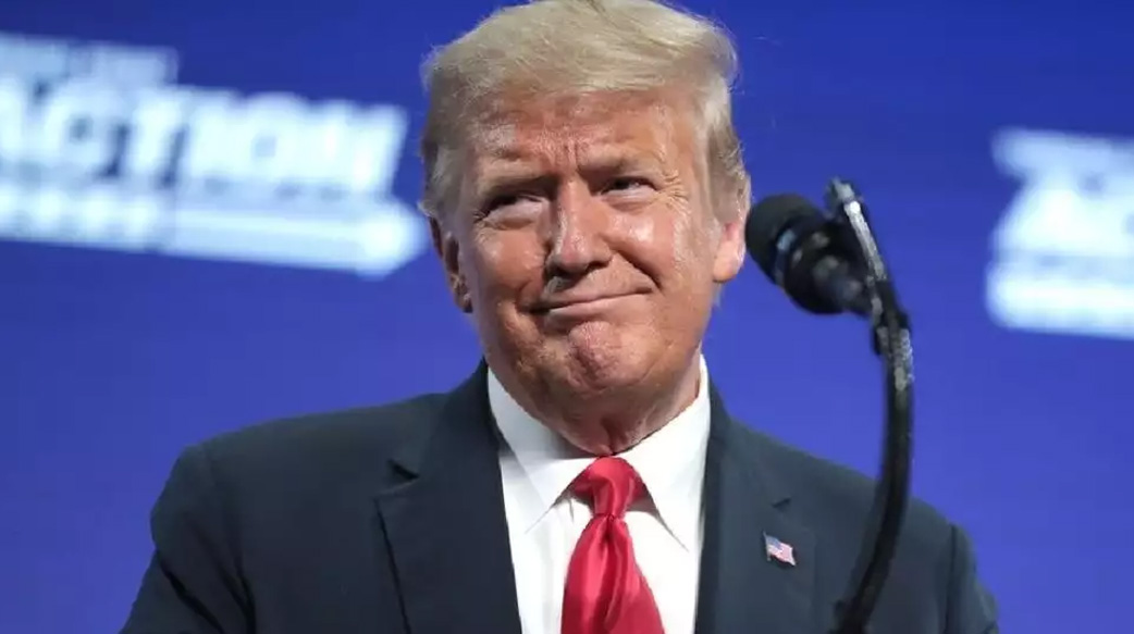 【川普終於替疫苗宣傳】這是一個很棒的疫苗，安全且有效， 47% 川粉買單嗎？