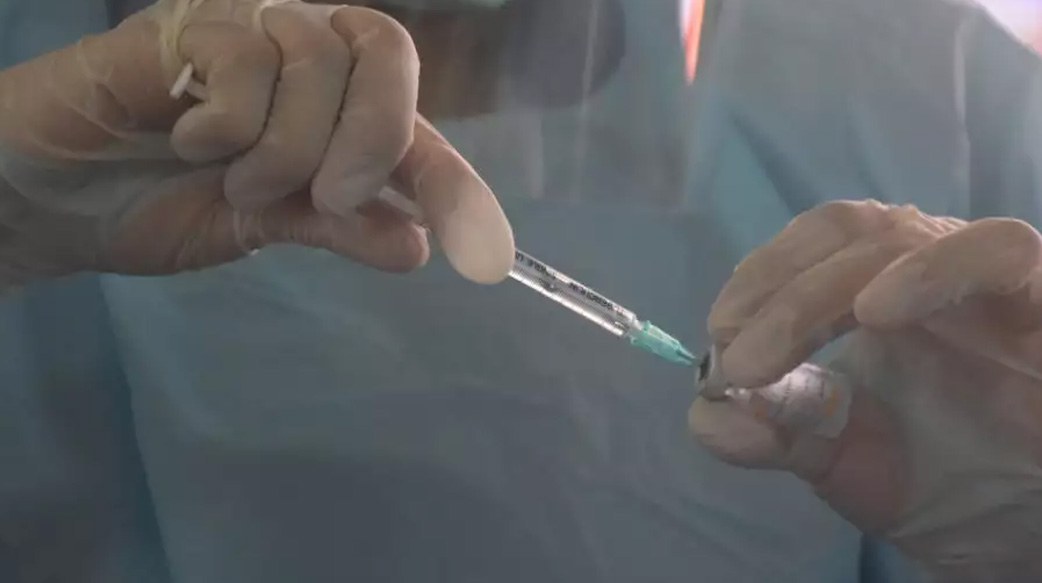 【接種贈品有：大麻和龍蝦】美國為提高新冠疫苗接種率，最後連獎金都送！專家：送錢恐有反效果