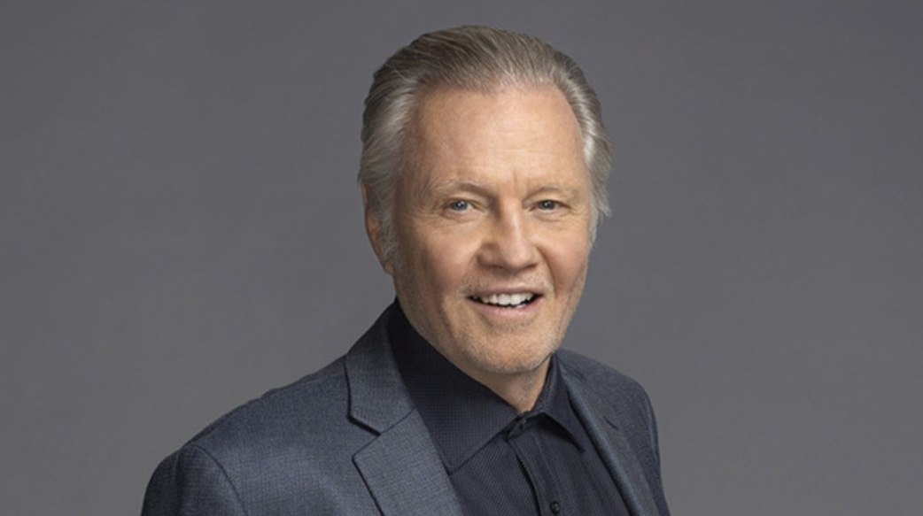 知名影帝、安潔莉娜瓊麗父親「強．沃特」走過破碎　聽見神聲音體悟：別傲慢地打破婚姻