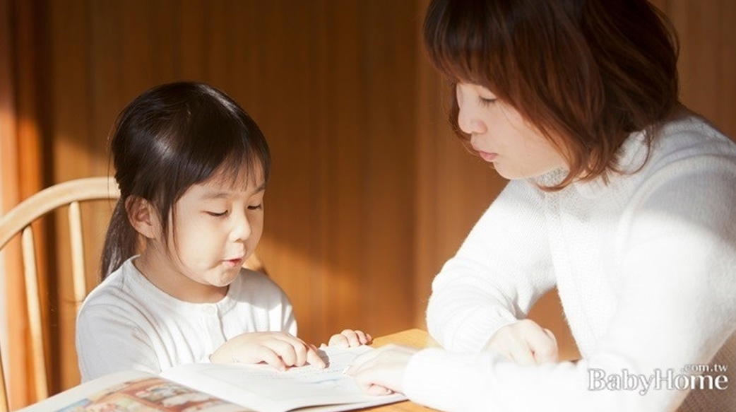 幾歲開始訓練孩子的專注力？專家：3歲開始最洽當