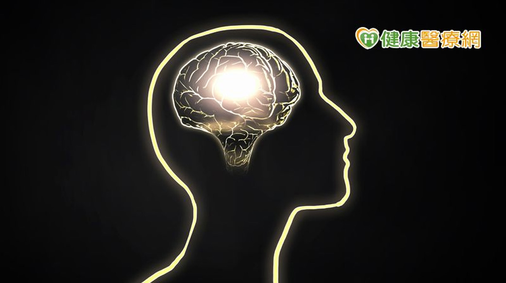 動作慢、手抖、肢體僵硬　醫師解答巴金森病五大問