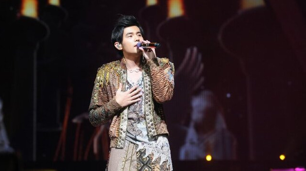 「從前從前，有個人愛妳很久。」回味周杰倫6首經典情歌，穿越回到那一年的青春歲月