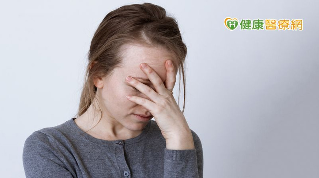 視力衰退、反覆癱瘓　泛視神經脊髓炎苦等專一用藥