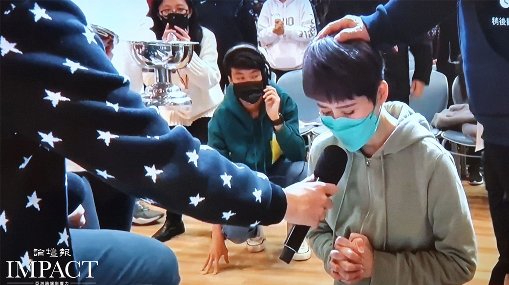 金曲台語歌后詹雅雯 跨年禱告會決志信主 教會籲持續為她禱告