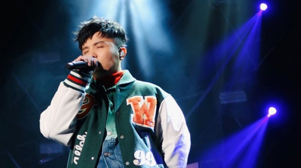 「我就站在這裡，從來不曾離去。」回味小宇6首經典情歌，走過屬於青春的足跡