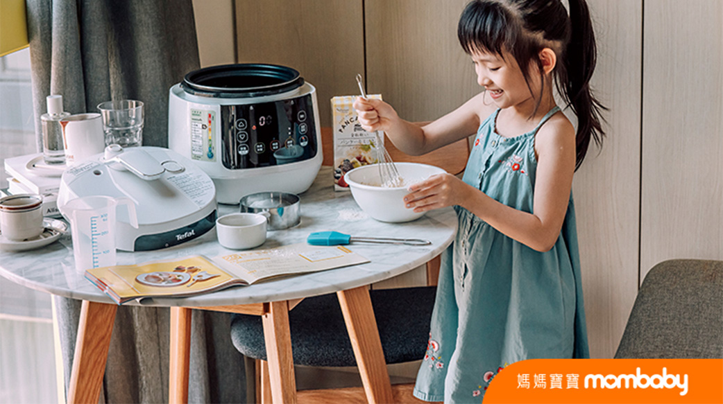 以陪伴幫助孩子建立自信，家庭共享筆記本凝聚夫妻共識