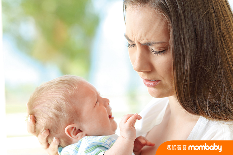 Tired,Desperate,Mother,Holding,Her,Baby,Crying
