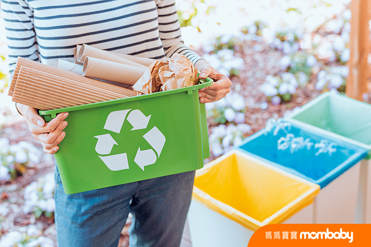 Activist,Taking,Care,Of,Environment,,Sorting,Paper,Waste,To,Proper