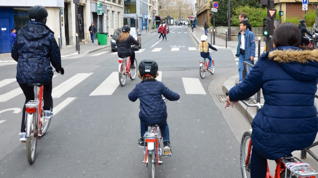 【為什麼要燃燒我的生命來通勤？】台北市民平均日花一小時，但巴黎早已開啟「15分鐘生活圈」計畫