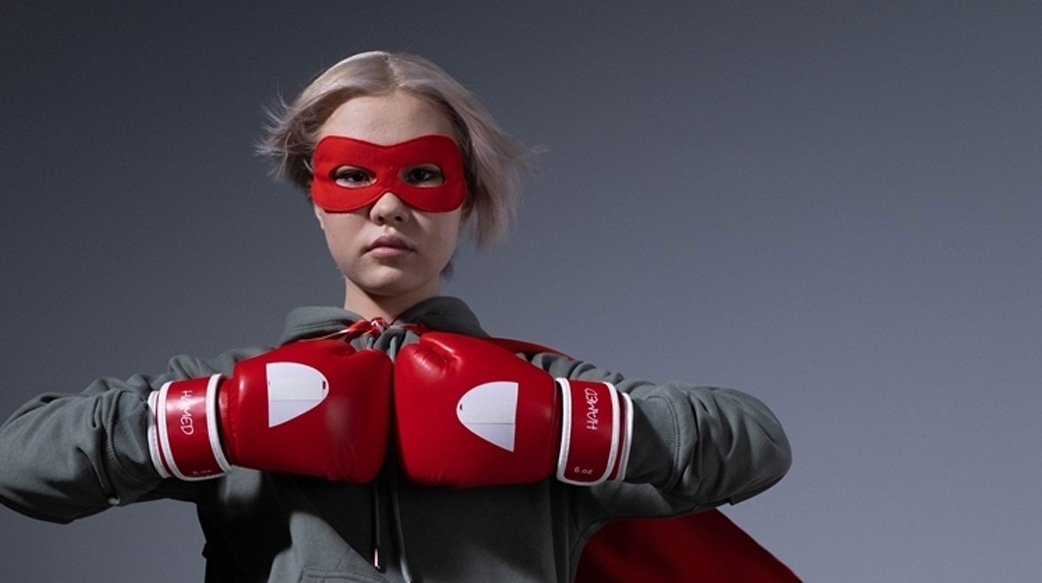 孩子長大後總對你愛理不理？其實，青少年比他們「看起來」更需要父母！