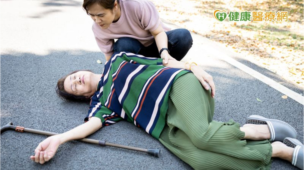 低血糖危機！　糖尿病友與照護者應了解的預防與處理