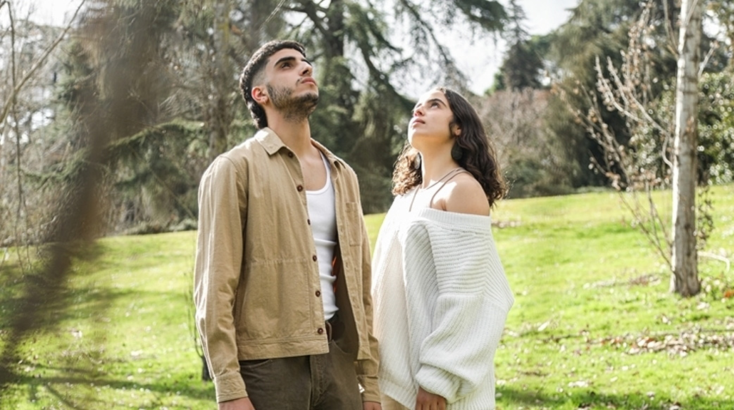 說一下才動一下，為什麼另一伴都不會主動一點？心理師：伴侶的貼心是可以引導的