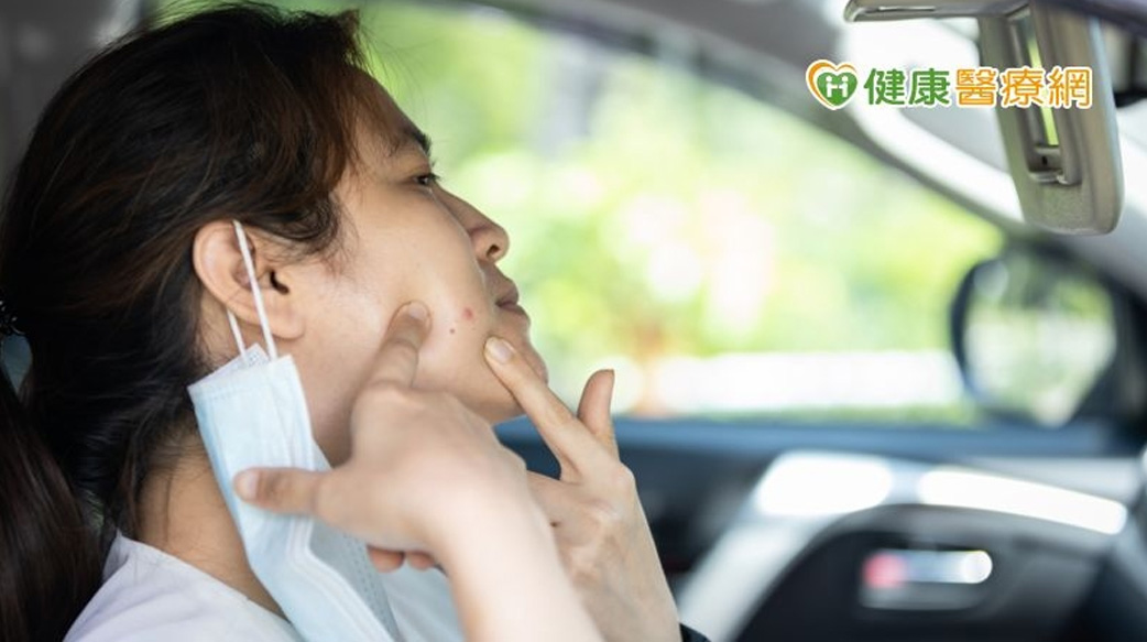 疫情反覆，口罩不離身，皮膚問題該如何解決？