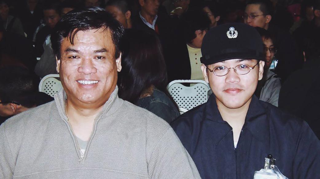 向父流淚認錯完「很舒服」！子談卓健誠默然之愛，昔陌生今異象合一