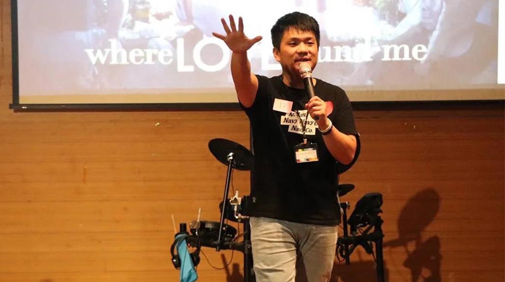 昔被霸凌、流連街頭多年　社工傳道遇耶穌，用愛帶領逆風青年