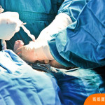 為何需要緊急剖腹產？母胎狀況危急時的非常做法，搶救生命分秒必爭