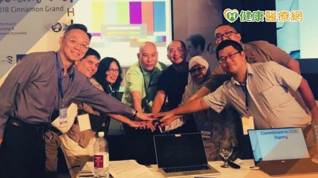 次世代醫療資訊架構 - 具有互操作性和國際標準的醫療智能