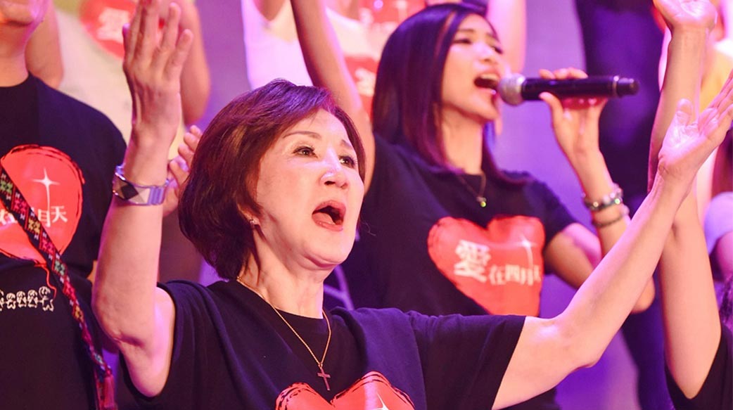 金鐘視后馬之秦享壽80歲，神的話陶塑耿直俠女，晚年生命亮麗無比！