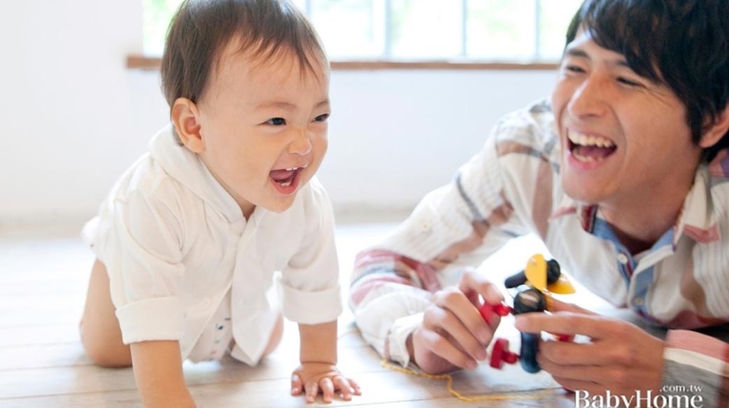 寶寶哪個階段最可愛療癒？7種超萌時刻爸媽融化