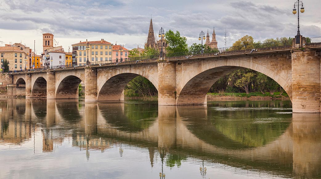 桥 欧洲 欧洲的 遗产 历史性 老 西班牙 西班牙人