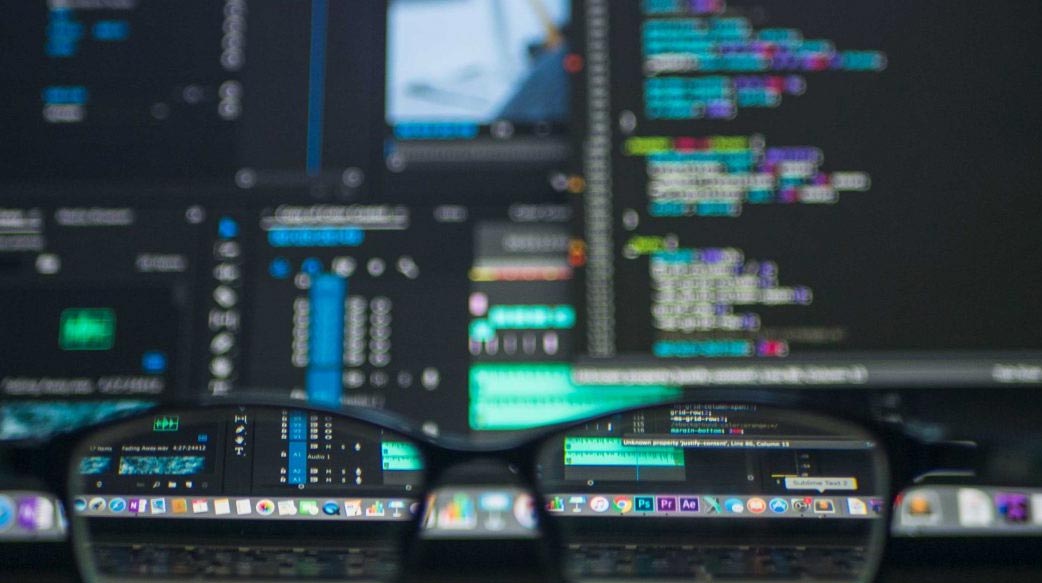 金融與銀行業平均每週遭受 4,664 次網路攻擊，如何強化資安免疫系統？