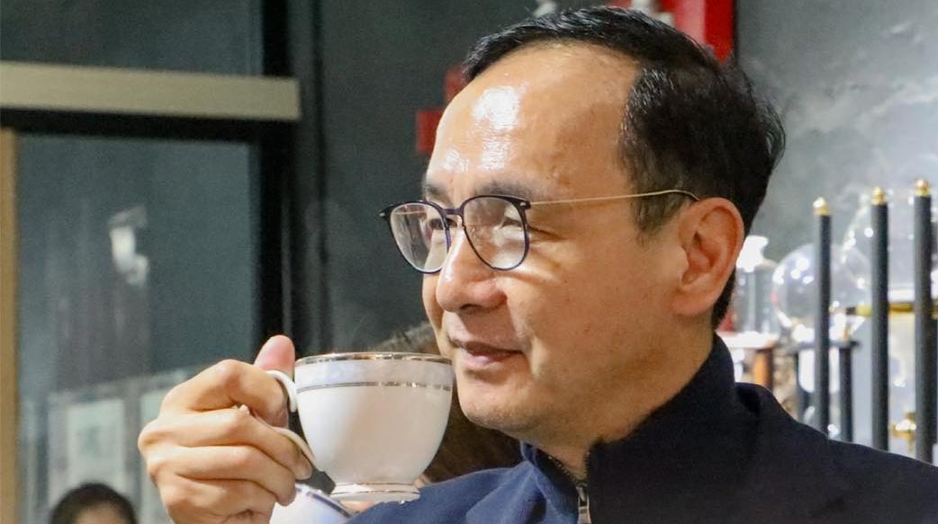 國民黨不是鴻海集團