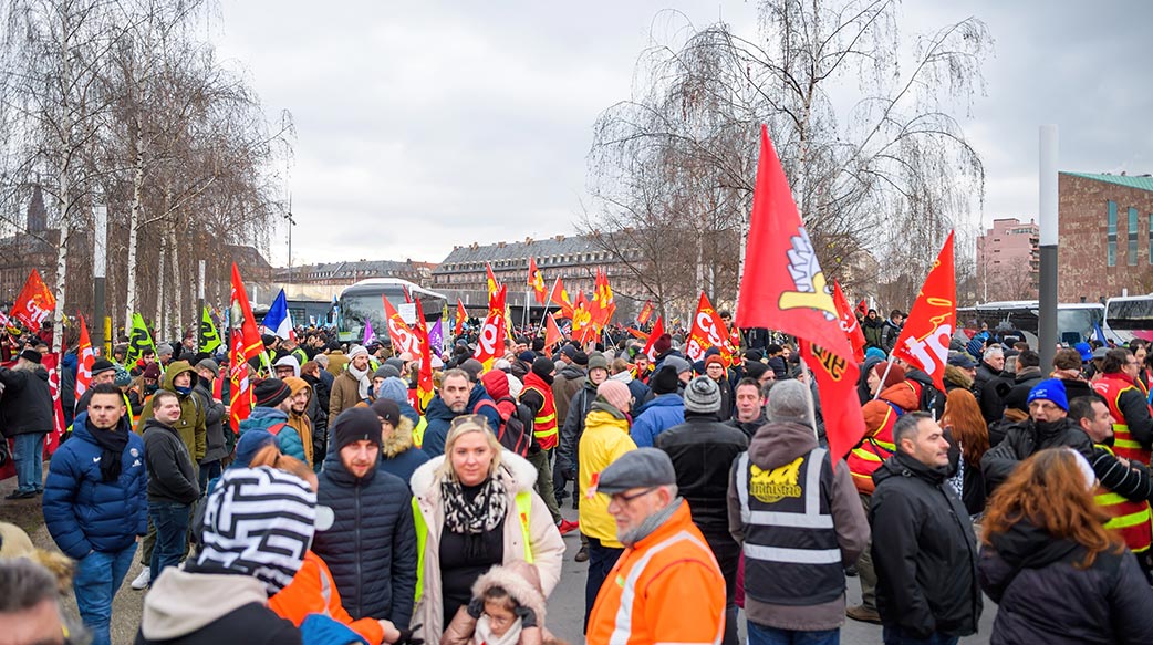 又一個無形中國人的牢籠