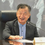 被撕掉的入國登記表