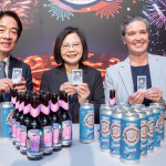美，不是這樣親的！