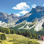 52歲才開始 第一次獨旅 – 作家依品凡因獨旅與耶穌定情 要一生跟著上帝浪漫旅行