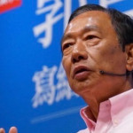 與其汲營政治  不如行善積德