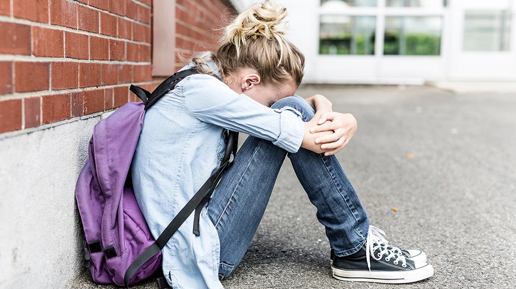 高中生輕生懲處案眾聲喧嘩的背後