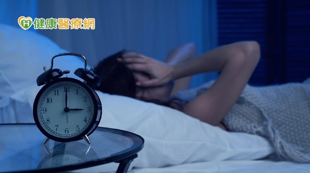 失眠、睡不好怎麼辦？可從飲食下手！　營養師指出5種食物有助改善睡眠