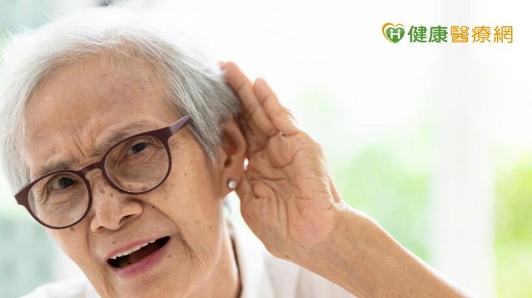 九成聽損不可逆！聽力師籲：早期介入可改善，配戴助聽器要及時